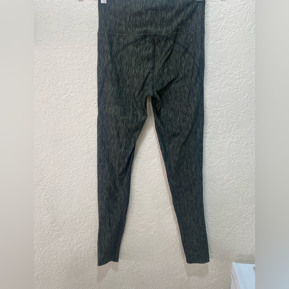 Maaji highrise dazing printed green 7/8 leggings - Picture 4 of 4